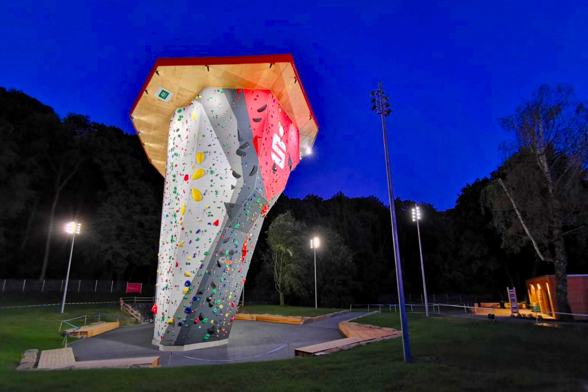 Sparkassen Arena DAV Climbing Center